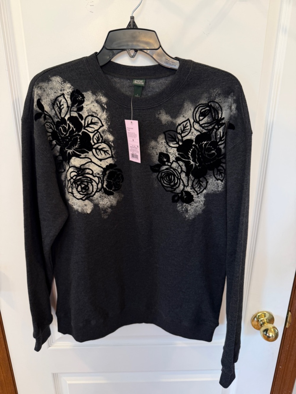 Wild Fable Heathered Dark Gray Sweatershirt With Black Velvet Embellishment